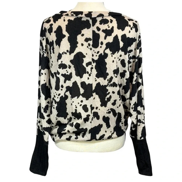 Bibi Animal Print Dolman Sweater NWT - Picture 2 of 4